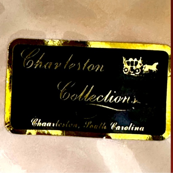 Large Chip & Dip Ceramic White Poinsettia w/Holly Leaf by Charleston S.Carolina - Picture 5 of 7